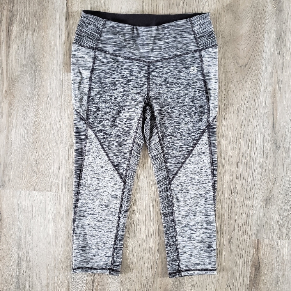 ⭐3/$25⭐ RBX Heathered Capris